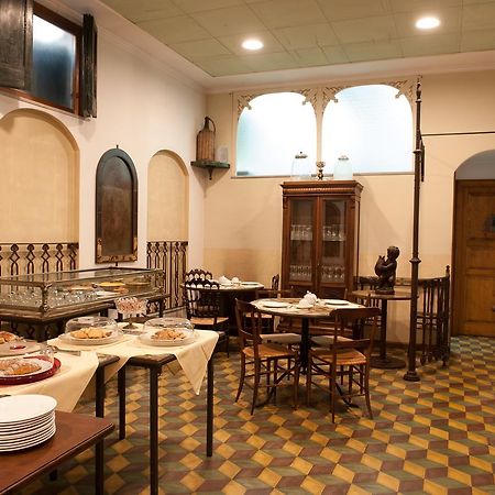 Albergo Vittoria Busalla Exterior foto