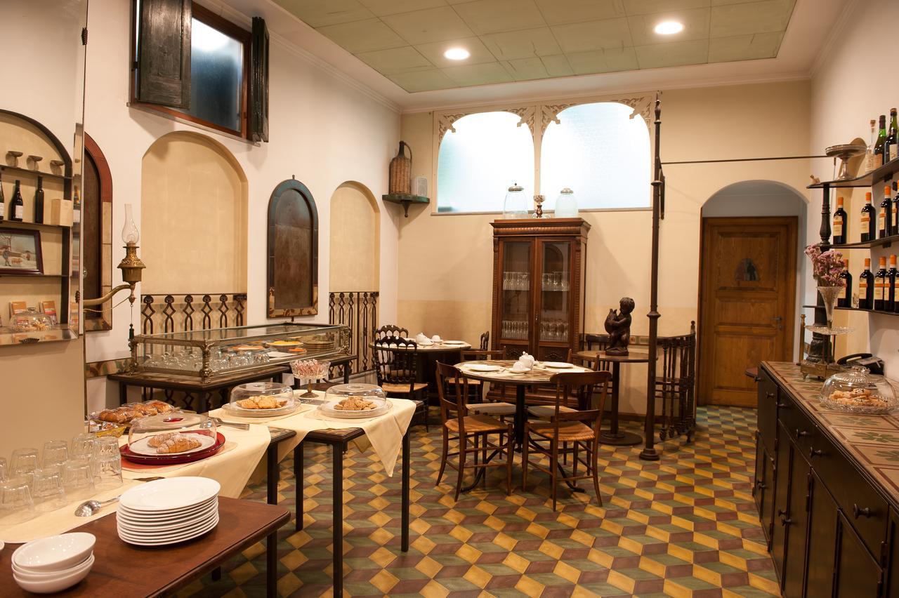 Albergo Vittoria Busalla Exterior foto