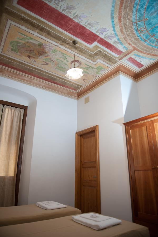 Albergo Vittoria Busalla Exterior foto