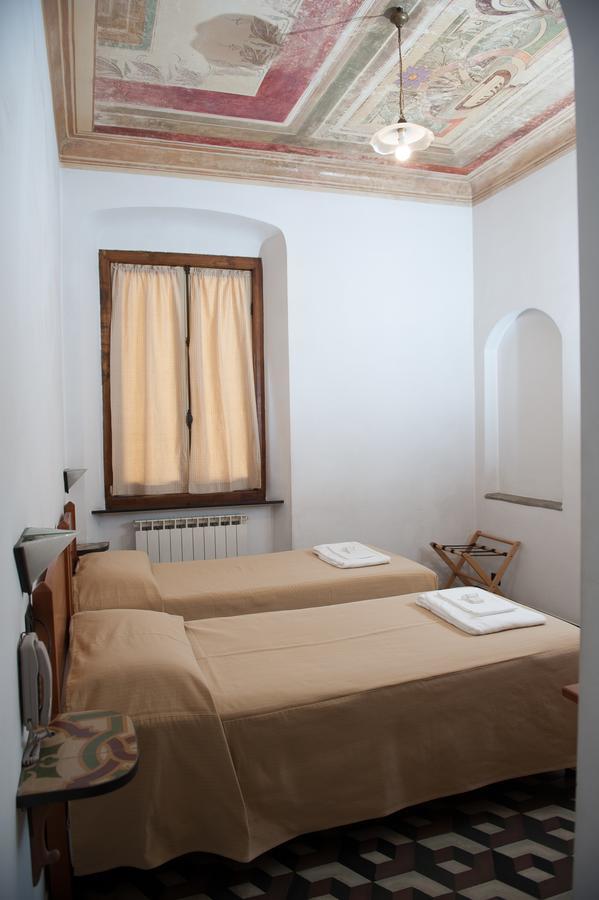 Albergo Vittoria Busalla Exterior foto